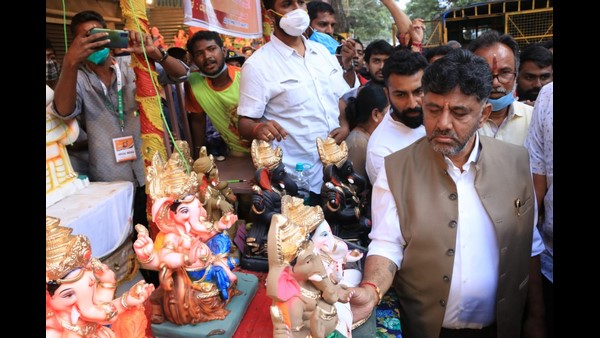 ವಿಗ್ರಹದ ಎತ್ತರ ನಿರ್ಧಾರ ಮಾಡಲು ನೀವ್ಯಾರು?