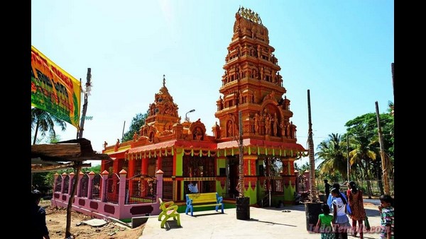 ಪ್ರೀತಿಸಿದ ಜೋಡಿಗಳು ಈತನ ಸನ್ನಿಧಿಯಲ್ಲಿ ವಿವಾಹ