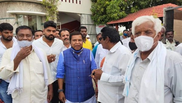 ಜಿಲ್ಲಾ ಪಂಚಾಯಿತಿಗೆ ಸ್ಪರ್ಧೆ