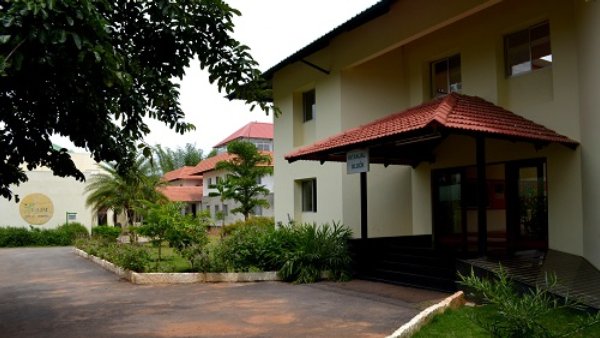 12 ನೇ ತರಗತಿ ಉತ್ತೀರ್ಣ-ವಿದ್ಯಾರ್ಹತೆ
