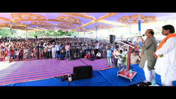 ಅವರಿಗೆ ಹಣ-ಅಧಿಕಾರ ಬಿಟ್ಟರೆ ಬೇರೇನೂ ಕಾಣುತ್ತಿಲ್ಲ!