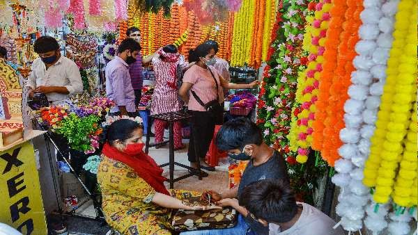 Increased Online Shopping Sites During The Festival; Poor Shoppers Without Business Are Facing Hardship Increased Online Shopping Sites During The Festival; Poor Shoppers Without Business Are Facing Hardship