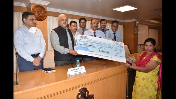 Police chief Praveen Sood assures government job for corona effected police families Police chief Praveen Sood assures government job for corona effected police families