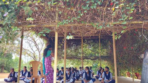 ಸ್ಥಳೀಯರು ಸಹಕಾರವೂ ಇದೆ