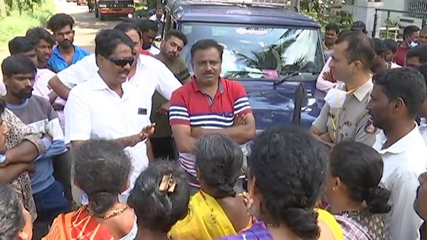 ಘಟನಾ ಸ್ಥಳಕ್ಕೆ ಉಪ ಮೇಯರ್, ಪೊಲೀಸ್ ಭೇಟಿ
