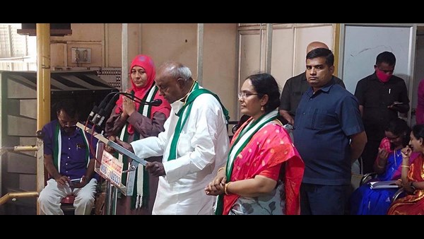ದೇವೇಗೌಡ್ರು ಮಾಡಿದ ಕೆಲಸವನ್ನು ಸಿಂಧಗಿಯ ಜನ ನೆನೆಸಿಕೂಳ್ಳಲಿಲ್ಲ
