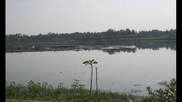 ತೆಪ್ಪಕ್ಕೆ ಹತ್ತಿಸಿಕೊಳ್ಳಲು ವಿರೋಧ