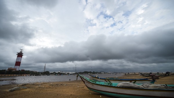 ತಗ್ಗುತ್ತಿರುವ ವಾಯುಭಾರ ಕುಸಿತದ ತೀವ್ರತೆ