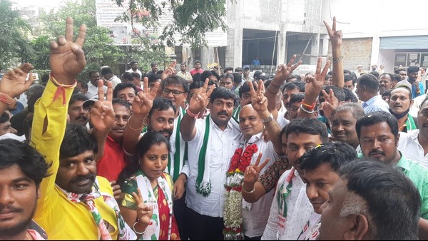 Ramanagara: JDS Member Prashanth Elected As Channapattana Municipality President Ramanagara: JDS Member Prashanth Elected As Channapattana Municipality President