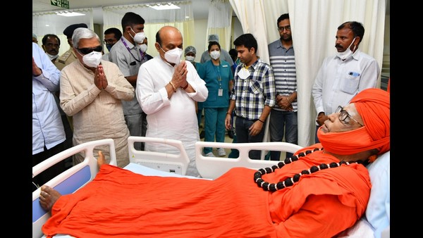Kottur Math Dr. Sangana Basava Mahaswamy and Dr Abhinava Annadana Swamiji Passes Away; CM Pays Condolence Kottur Math Dr. Sangana Basava Mahaswamy and Dr Abhinava Annadana Swamiji Passes Away; CM Pays Condolence