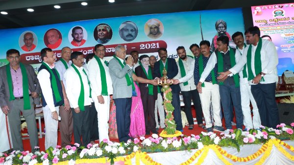 ಸ್ಪರ್ಧಾ ಕಣದಲ್ಲಿರುವ ಅಭ್ಯರ್ಥಿಗಳು