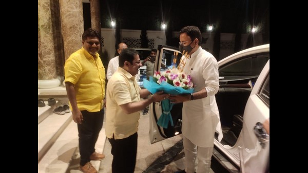 ಜಮೀರ್ ಭಾಯ್ ತೋ ಹಮಾರ ಹೀರೋ ಹೇ