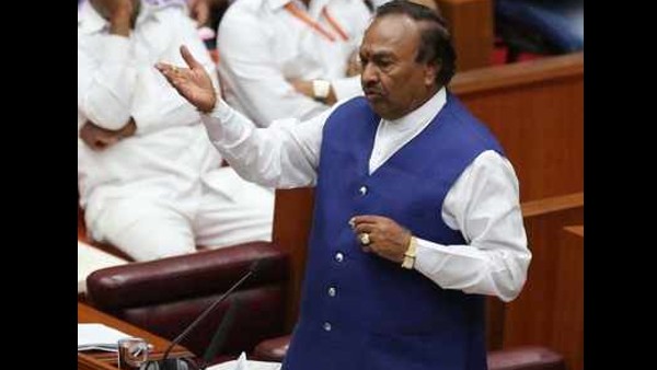 ವಿರೋಧ ಪಕ್ಷದ ನಾಯಕರೇ ನಿಮಗೆ ವಯಸ್ಸಾಗಿದೆ ಎಂದು ಯಾರು ಹೇಳಿದರು?
