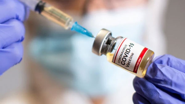 ಭಾರತವು 18 ವರ್ಷ ಮೇಲ್ಪಟ್ಟವರಿಗೆ ಸಾಮೂಹಿಕ ಲಸಿಕೆ ಅಭಿಯಾನ