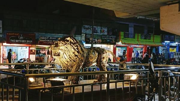 Yelahanka Statue Made From Scrap Material Attracting People Yelahanka Statue Made From Scrap Material Attracting People
