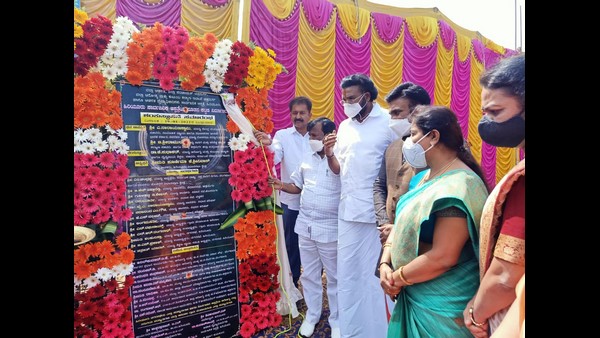 Health Minister K Sudhakar laid the Foundation Stone for Rs 25 Crore Cost Multi Specialty Hospital in Hiriyur Health Minister K Sudhakar laid the Foundation Stone for Rs 25 Crore Cost Multi Specialty Hospital in Hiriyur