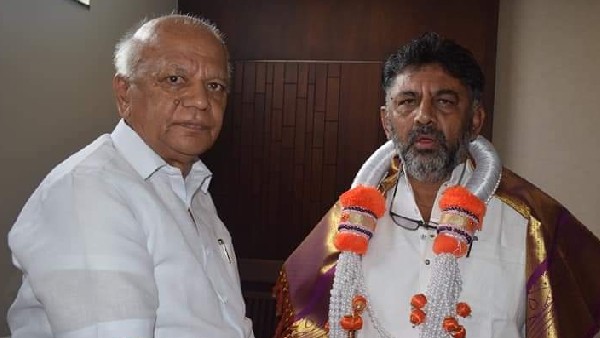 ಎಸ್.ಆರ್.ಪಾಟೀಲ್ ಪರ ಡಿಕೆಶಿ ಬ್ಯಾಟ್ ಬೀಸುತ್ತಿದ್ದಾರೆ