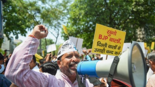 Manish Sisodia Urges Amit Shah to stop Demolition Drive in Delhi Manish Sisodia Urges Amit Shah to stop Demolition Drive in Delhi