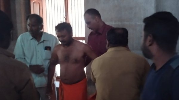 Acid Attack Victim Demands Punishment For Accused Nagesh Acid Attack Victim Demands Punishment For Accused Nagesh
