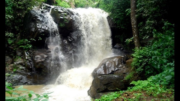 ಹೋಬಳಿವಾರು ದಾಖಲಾಗಿರುವ ಮಳೆ