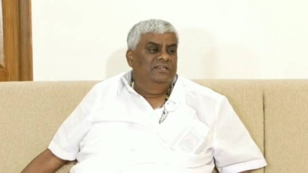 Former Minister HD Ravanna outrage against Hassan District Collector Former Minister HD Ravanna outrage against Hassan District Collector