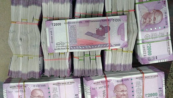 Madhya Pradesh: ‘Double- Your-Money’ Scam Busted in Balaghat, 11 Held With Rs 10 Crore Cash Madhya Pradesh: ‘Double- Your-Money’ Scam Busted in Balaghat, 11 Held With Rs 10 Crore Cash
