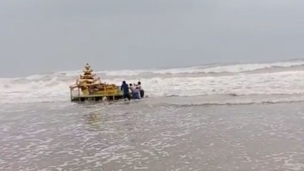 Cyclone Asani Effect: Golden chariot that landed on the Andhra Pradesh Cyclone Asani Effect: Golden chariot that landed on the Andhra Pradesh