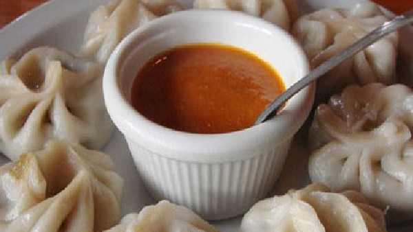 Man Dies Choking on Momos, AIIMS issues advisory Man Dies Choking on Momos, AIIMS issues advisory