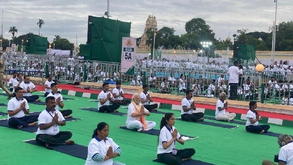 ಯೋಗದಿನ: ಪ್ರಪಂಚದಾದ್ಯಂತ ಪಠಿಸಲ್ಪಡುತ್ತಿದೆ ಮೈಸೂರು