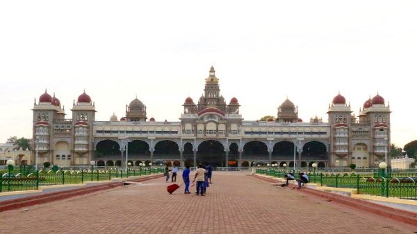 ಪೊಲೀಸರಿಂದ ವಿವರಣೆ