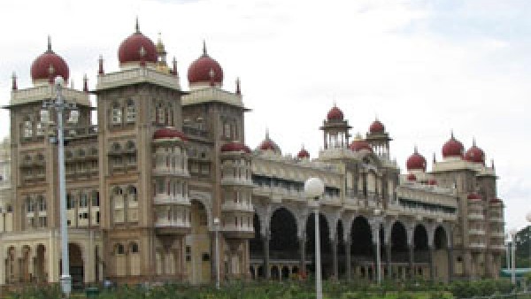ವೀಸಾ ಸಮಸ್ಯೆಯಿಂದ ಆನ್ಲೈನ್ ಯೋಗಕ್ಕೆ ಮೊರೆ