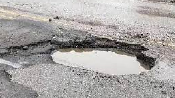 potholes in Bangalore: HC raps BBMP again, warned to handover to military engineering services potholes in Bangalore: HC raps BBMP again, warned to handover to military engineering services