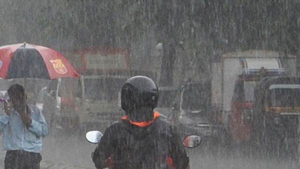 IMD Predicts Heavy Rain Fall In Coastal Karnataka For Next 3 Days IMD Predicts Heavy Rain Fall In Coastal Karnataka For Next 3 Days
