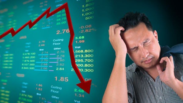 Indian rupee hits record low of 78.59 against US dollar in opening trade Indian rupee hits record low of 78.59 against US dollar in opening trade