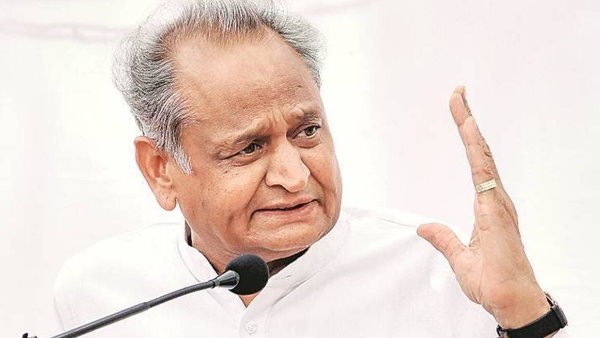 ಆರೋಪಿಗಳ ಬಂಧನಕ್ಕೆ ಒತ್ತಾಯ