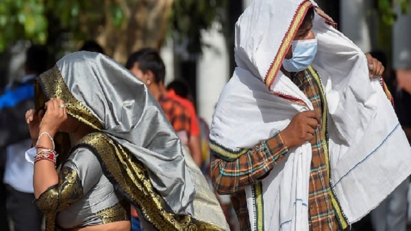 Heat wave in Delhi: IMD warning for 4 days Heat wave in Delhi: IMD warning for 4 days