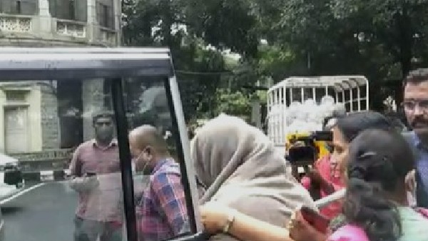 BBMP BMTF PSI Baby Olekar was caught red-handed by ACB in bribe case BBMP BMTF PSI Baby Olekar was caught red-handed by ACB in bribe case