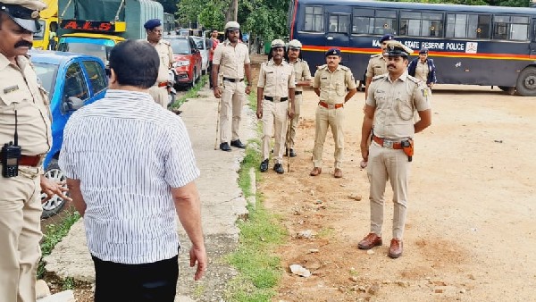 ಬಂದ್ಗೆ ಬೆಂಬಲದ ಬೋರ್ಡ್