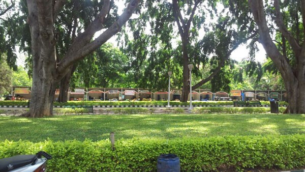 ಕಾರ್ಮಿಕ ವರ್ಗದ ನಾಗರಿಕರಿಗೆ ನಿರ್ಬಂಧ
