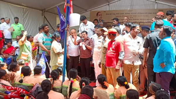 ಗುತ್ತಿಗೆ ಪದ್ದತಿ ಬಿಟ್ಟ ನೇರ ವೇತನ ಪದ್ದತಿ ಜಾರಿ