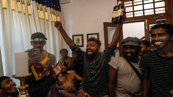 ಲಂಕಾ ಗತಿಯೇ ಭಾರತಕ್ಕೂ ಆಗುತ್ತಾ?
