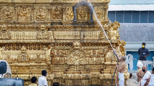 ಚಿನ್ನದ ಲೇಪನಕ್ಕೆ ಯಂತ್ರೋಪಕರಣ ಬಳಕೆ