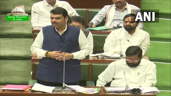 ಕಾಂಗ್ರೆಸ್ ಶಾಸಕರಿಗೂ ಧನ್ಯವಾದ ತಿಳಿಸಿದ ದೇವೇಂದ್ರ ಫಡ್ನವೀಸ್