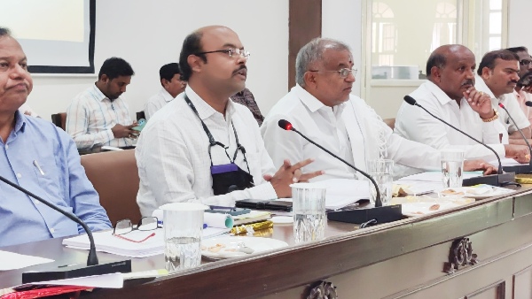 ತಂದೆಗಾಗಿ ವರುಣ ಬಿಟ್ಟುಕೊಡುವೆ
