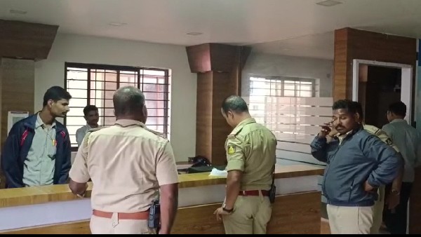 Allegation molestation minor girl students by college founder in dharwad Allegation molestation minor girl students by college founder in dharwad