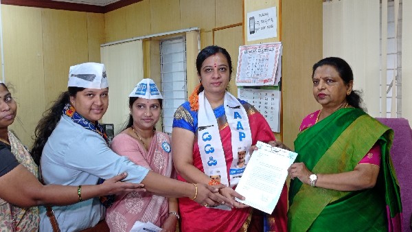 AAP complaint to Karnataka State Commission for Women against Priyank Kharge AAP complaint to Karnataka State Commission for Women against Priyank Kharge