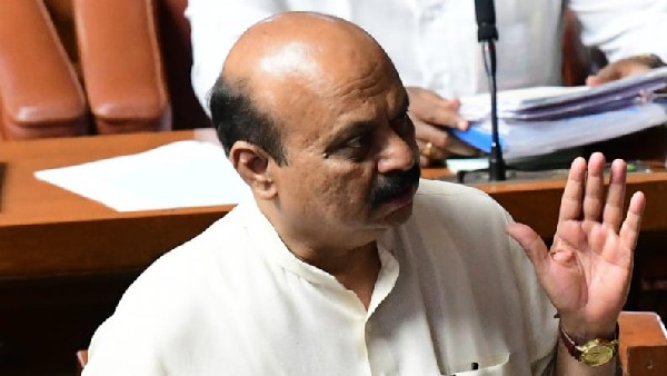 ಗಾಂಧಿ ಪ್ರತಿಮೆ ಎದುರು ಜೆಡಿಎಸ್ ಪ್ರತಿಭಟನೆ