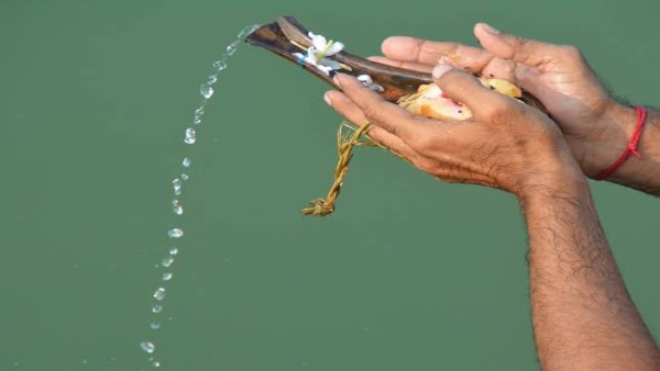 Mahalaya Amavasya Auspicious Day Pitru Paksha Ends, Its Significance and Date in Kannada Mahalaya Amavasya Auspicious Day Pitru Paksha Ends, Its Significance and Date in Kannada