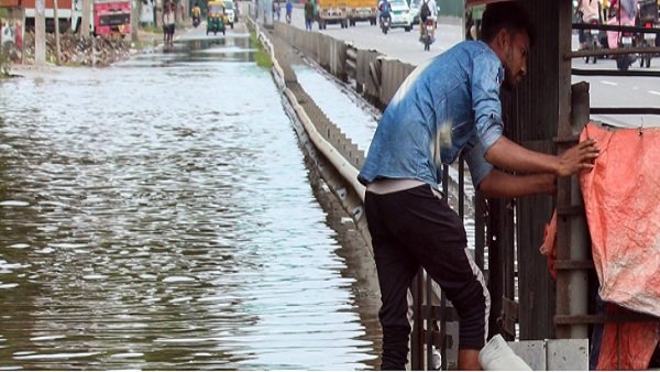 Rain is likely in many parts of the country including Bengaluru and Delhi Rain is likely in many parts of the country including Bengaluru and Delhi