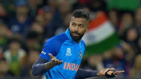 Hardik Pandya gets emotional while remembering his late father after Indiaswin over Pakistan Hardik Pandya gets emotional while remembering his late father after Indiaswin over Pakistan